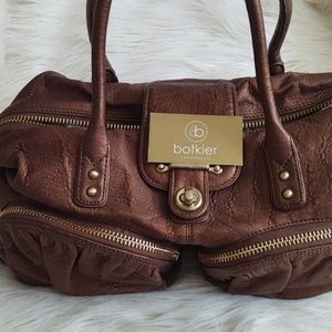 Revamping my purse collection.